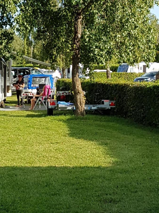 Aux Cygnes D'Opale Ξενοδοχείο Blangy-sur-Bresle Εξωτερικό φωτογραφία